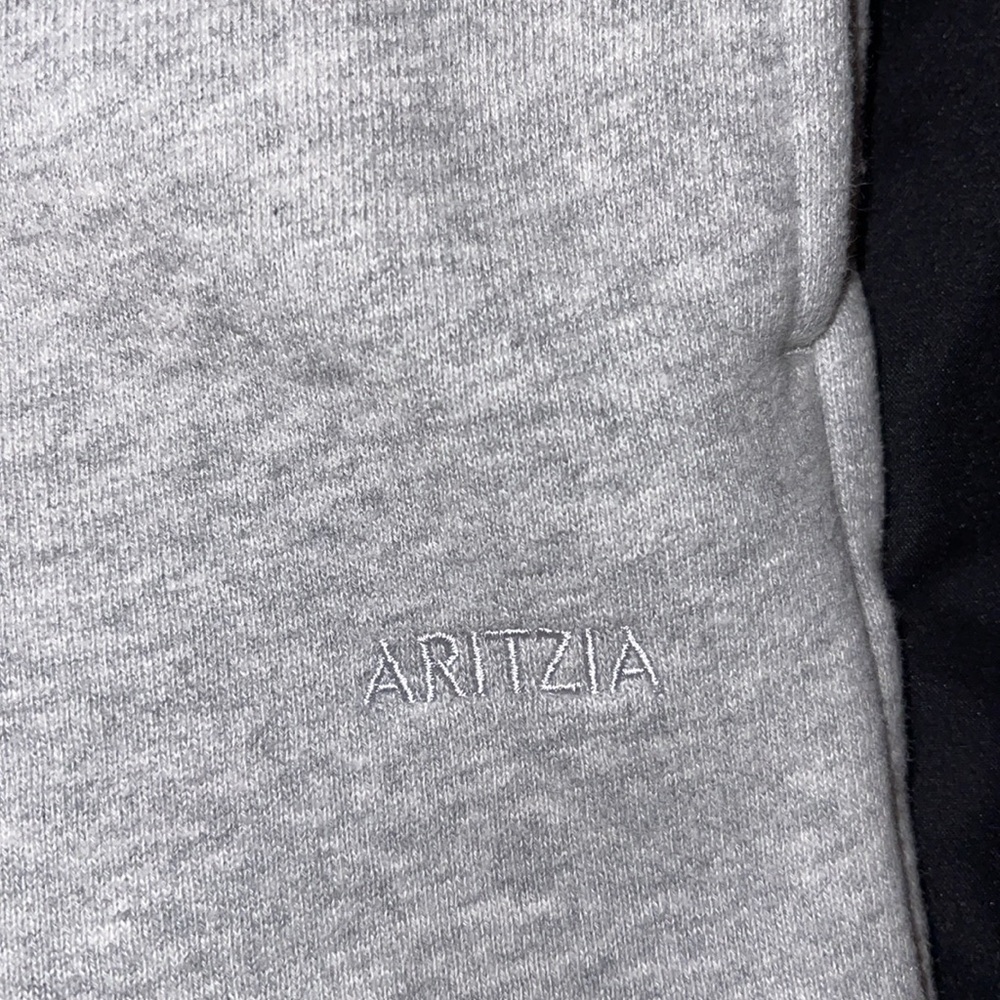 Aritzia Sweatfleece Mega Fit Size Small 'Heather Chrome' - Picture 3 of 4